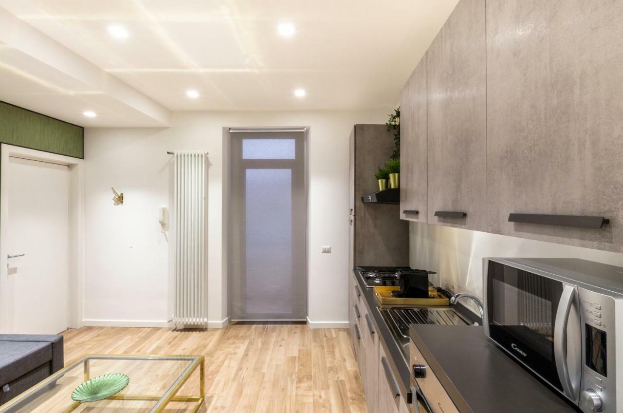 Lovely - Historic Center Apartment Rom